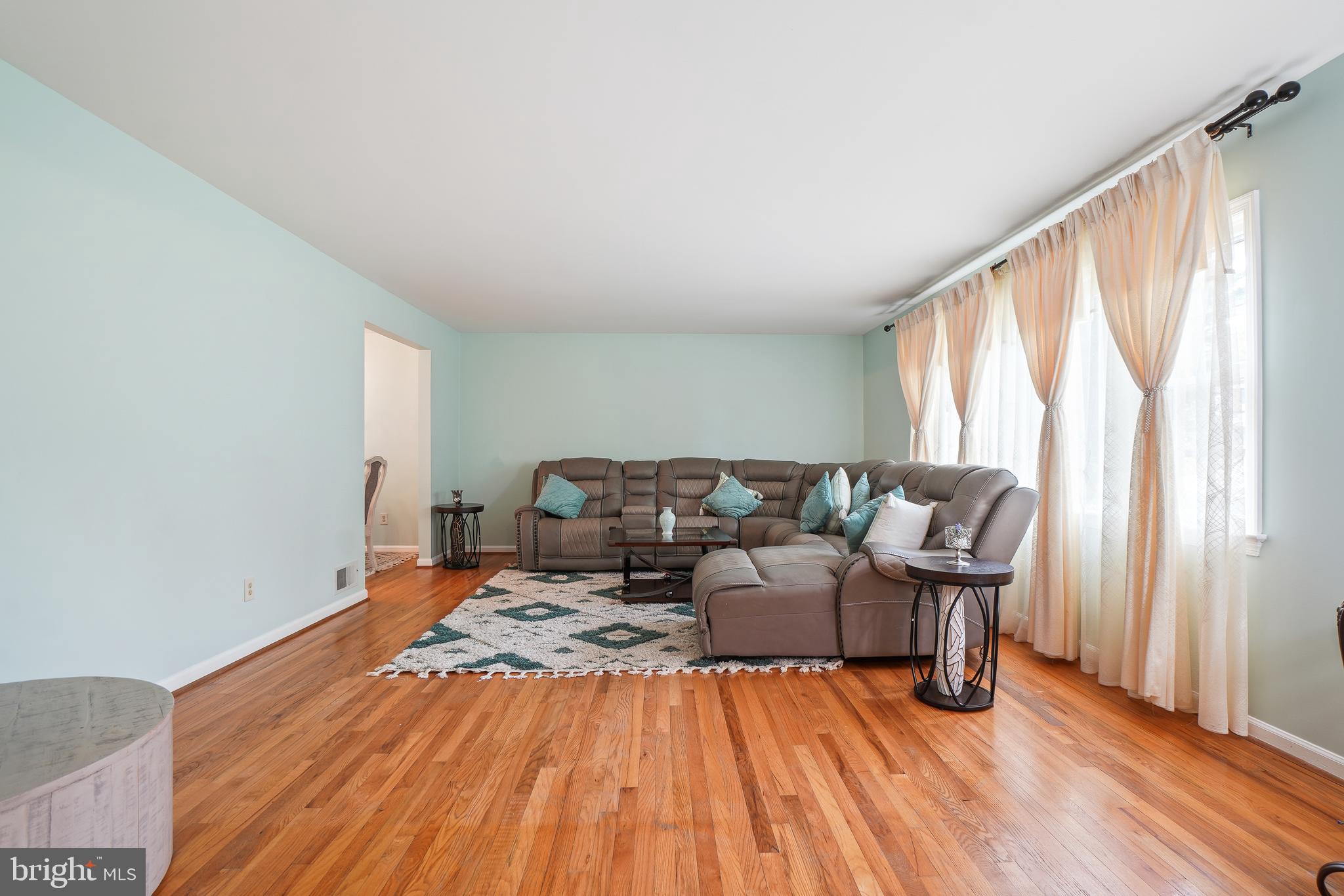 12131 David Drive Silver Spring, MD 20904 - Photo 4 of 45