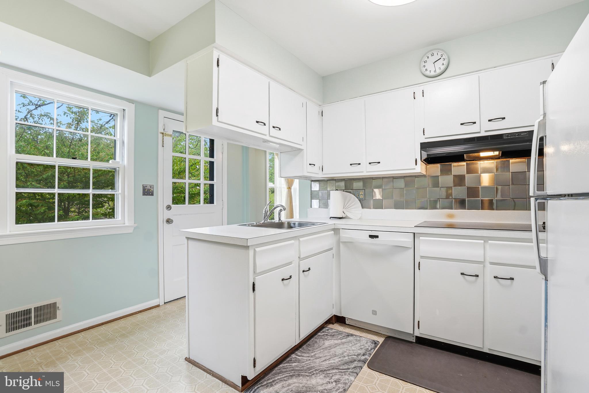 12131 David Drive Silver Spring, MD 20904 - Photo 9 of 45