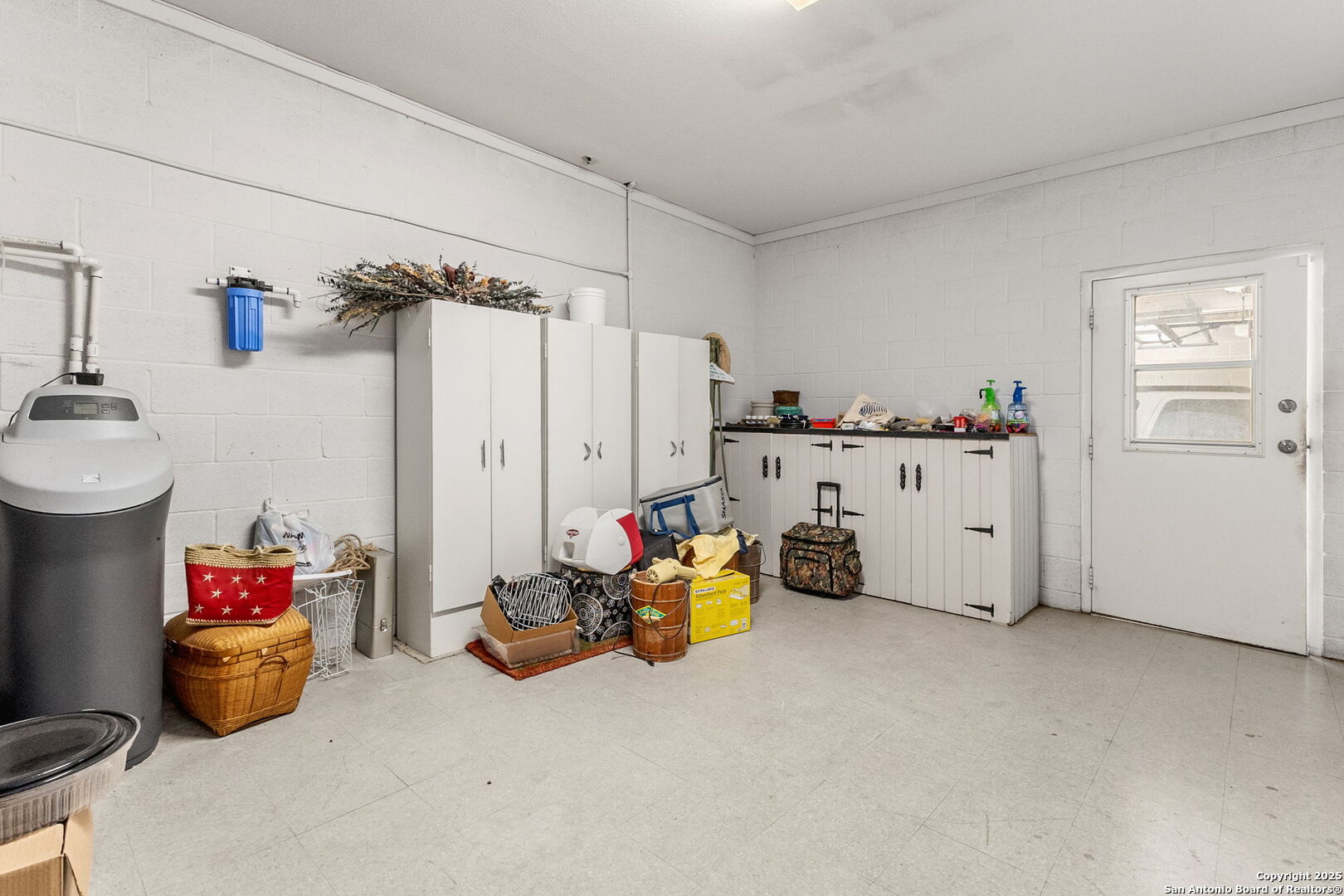 1434 Whispering Water Spring Branch, TX 78070 - Photo 32 of 45 a view of a room with baby toys