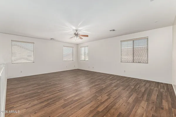 $2,500 | 8760 West Augusta Avenue, Glendale, AZ 85305