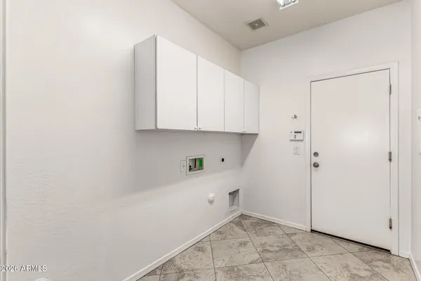$2,500 | 8760 West Augusta Avenue, Glendale, AZ 85305