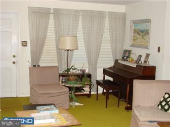 336 Larchwood Road Springfield, PA 19064 - Photo 5 of 12