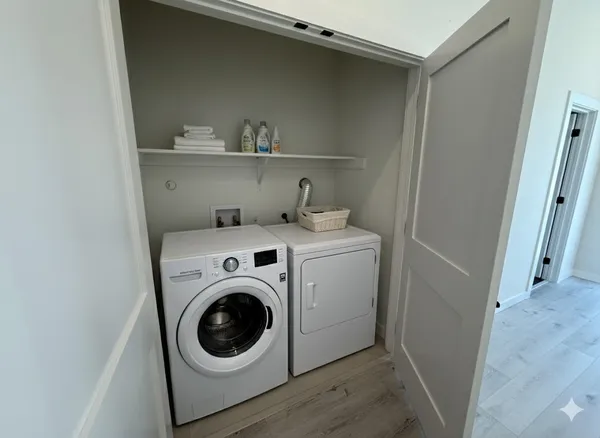 $2,600 | 2000 Riverside Farms Road, Unit 18102, Austin, TX 78741