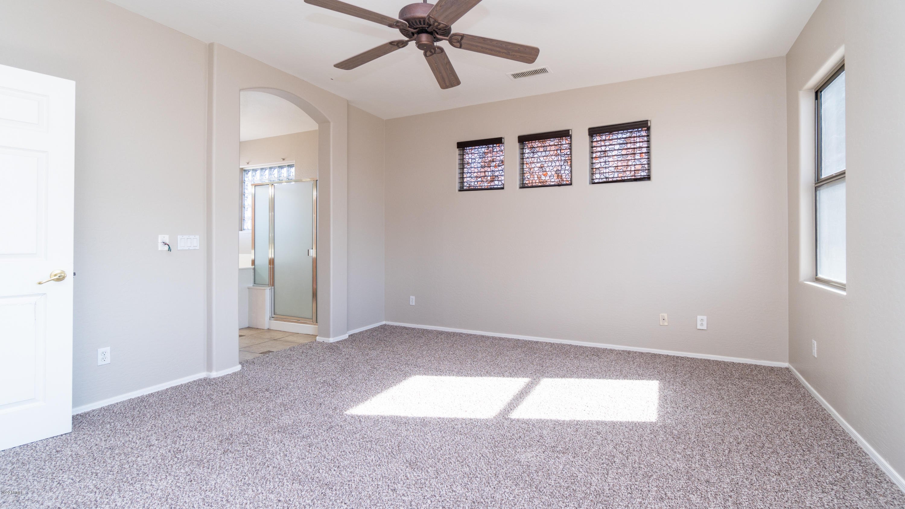 17467 West Rock Ledge Road Goodyear, AZ 85338 - Photo 19 of 32 17467 W ROCK LEDGE RD-19