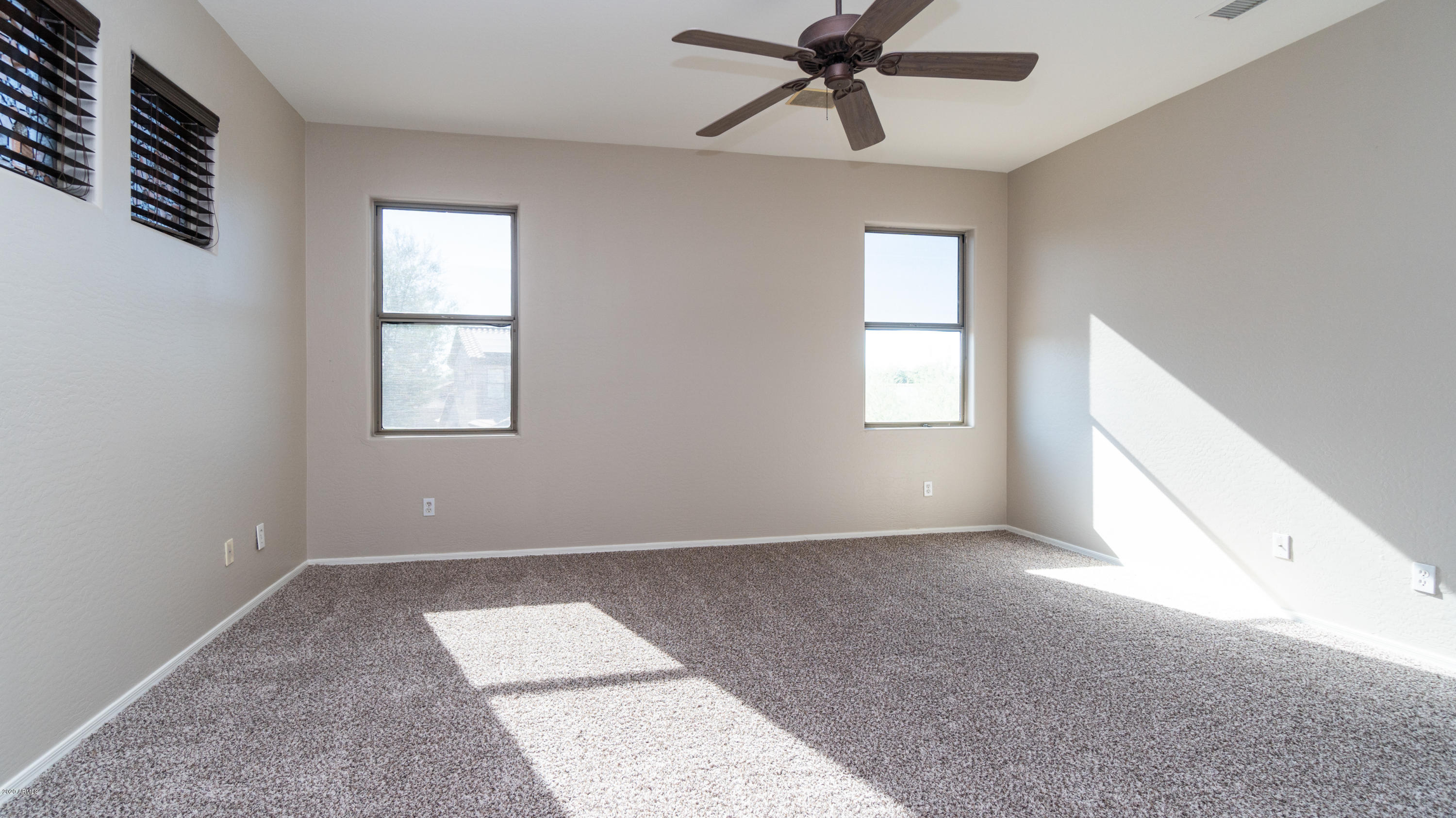 17467 West Rock Ledge Road Goodyear, AZ 85338 - Photo 20 of 32 17467 W ROCK LEDGE RD-20