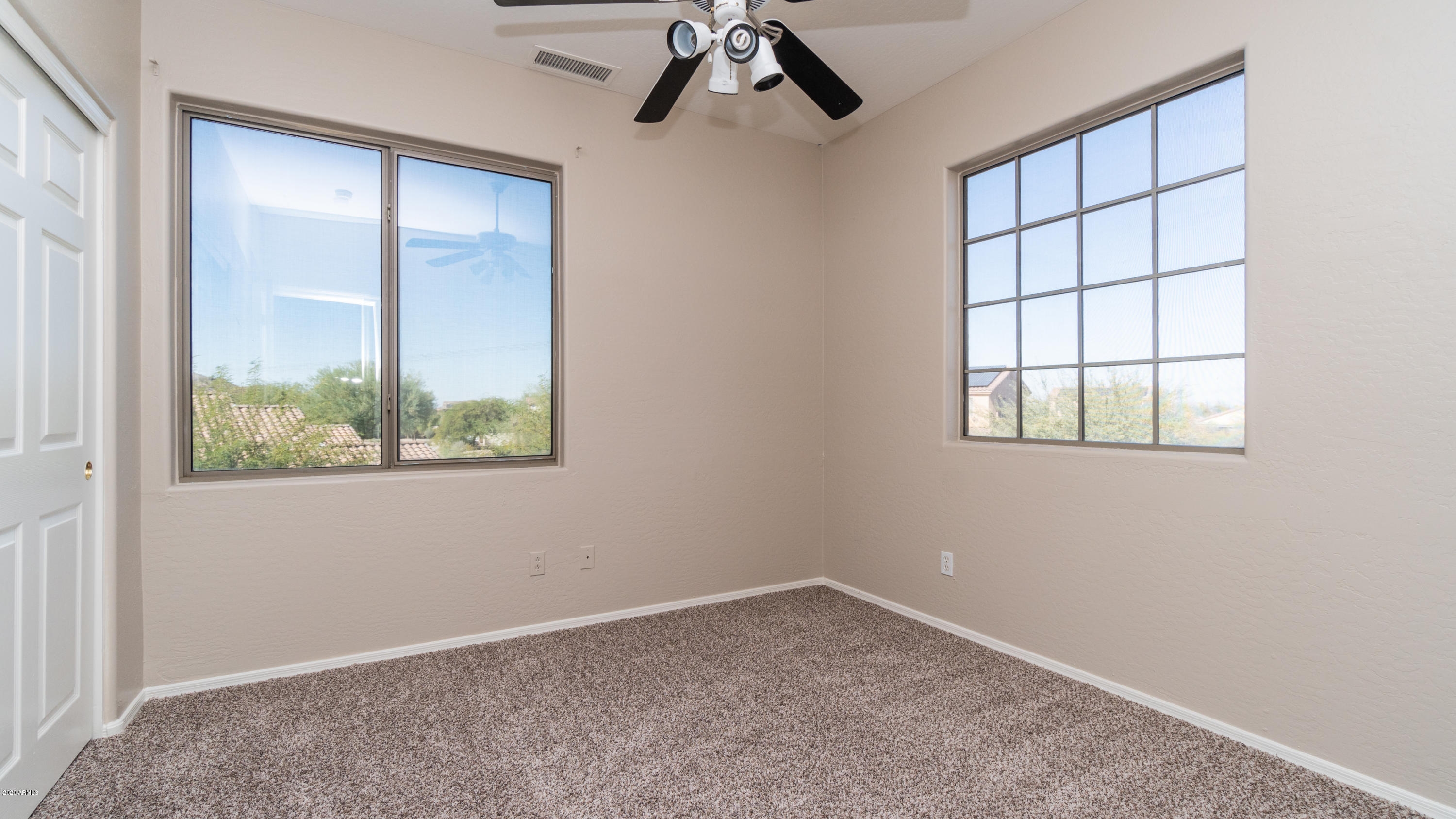 17467 West Rock Ledge Road Goodyear, AZ 85338 - Photo 28 of 32 17467 W ROCK LEDGE RD-28
