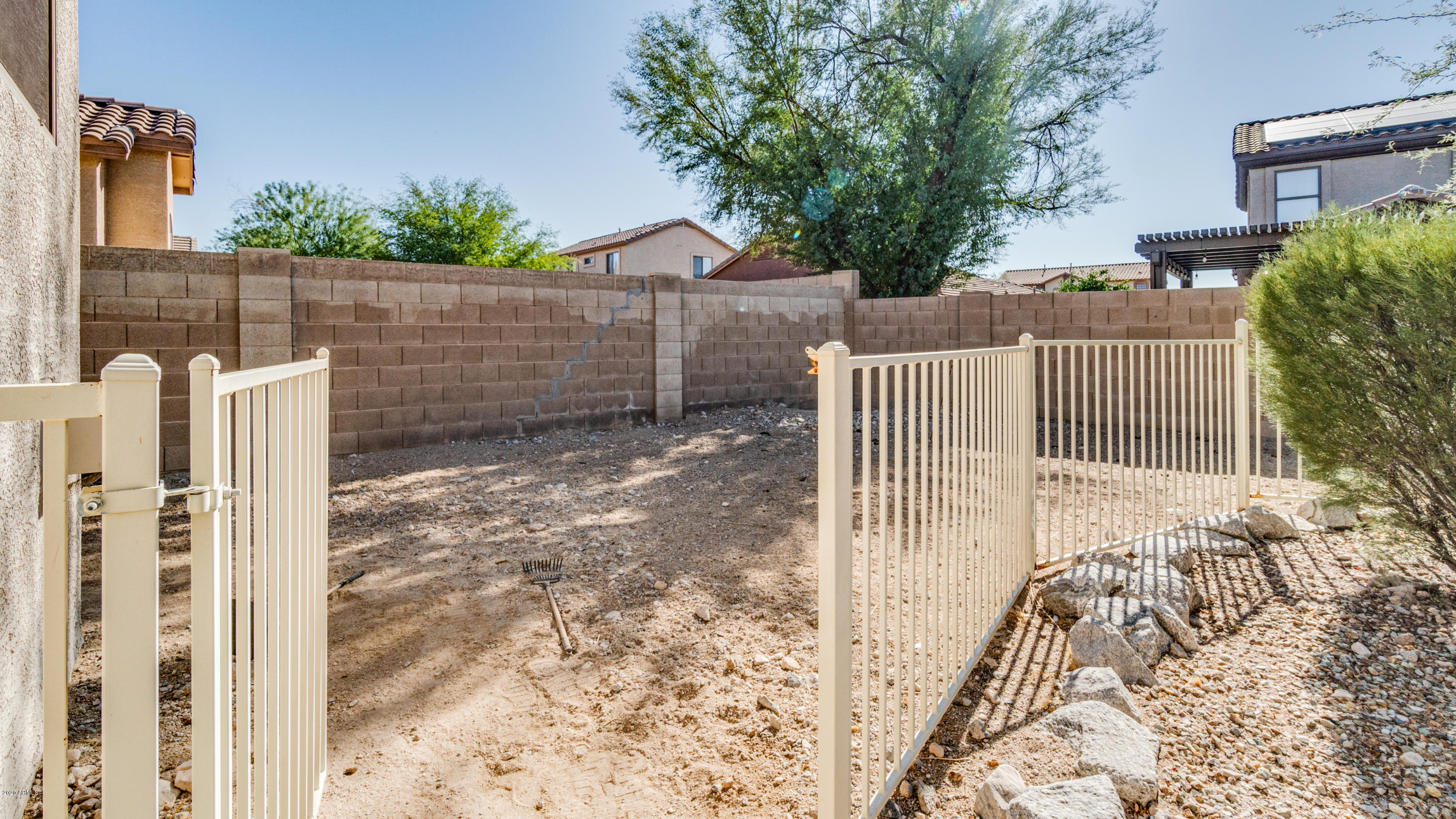 17467 West Rock Ledge Road Goodyear, AZ 85338 - Photo 29 of 32 17467 W ROCK LEDGE RD-29