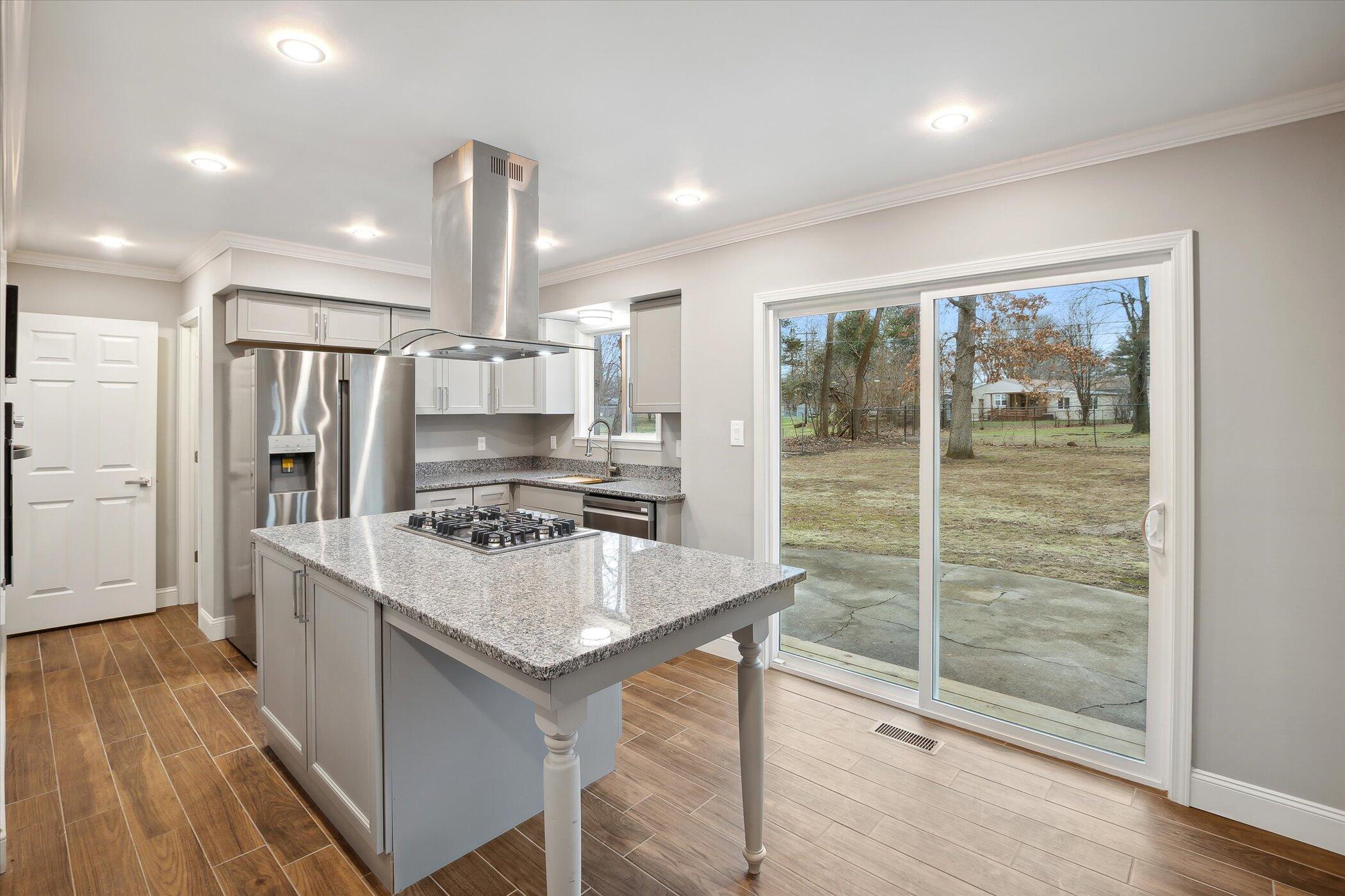 571 Christopher Road Jackson, MI 49203 - Photo 11 of 35 11-571-Christopher-Rd-Jackson-MI-49203-W