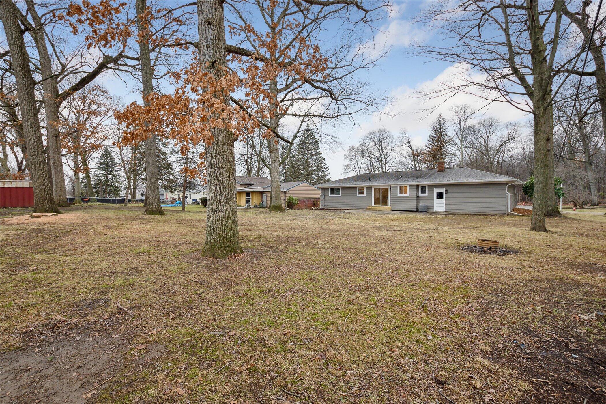 571 Christopher Road Jackson, MI 49203 - Photo 34 of 35 34-571-Christopher-Rd-Jackson-MI-49203-W