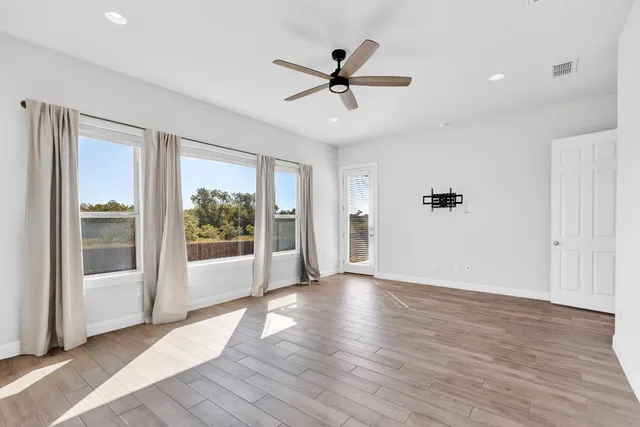 $735,000 | 278 Eclipse Drive, Austin, TX 78737