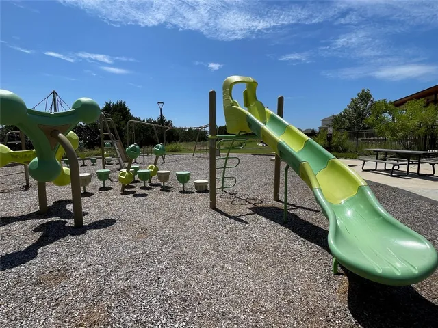 $735,000 | 278 Eclipse Drive, Austin, TX 78737