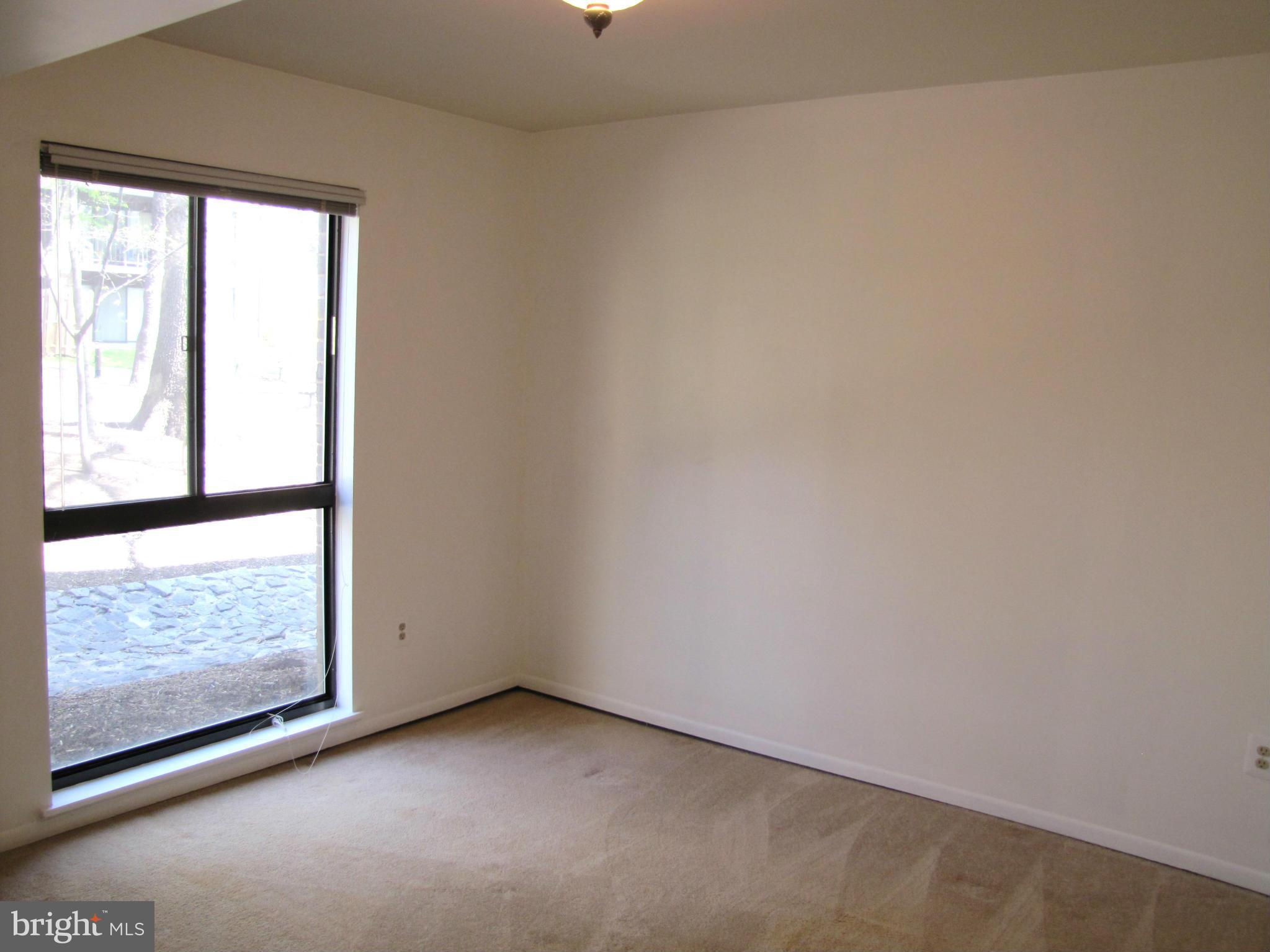 2053 Royal Fern Court, Unit 2B Reston, VA 20191 - Photo 7 of 18 Dining Room
