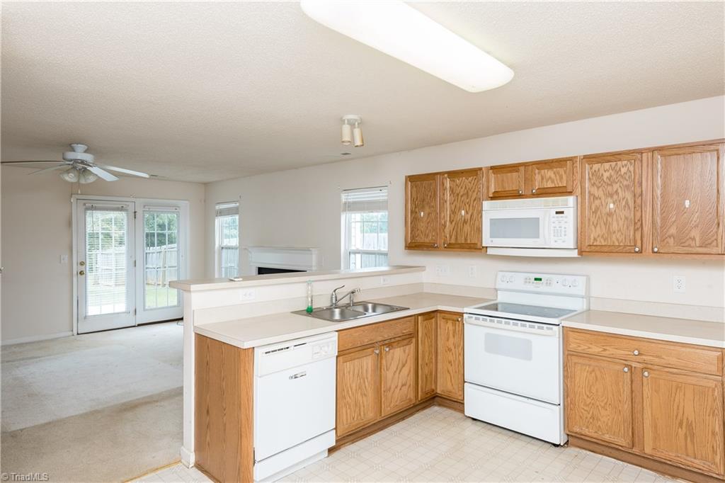 319 Apple Ridge Road Greensboro, NC 27406 - Photo 3 of 11 Gallery Image 3