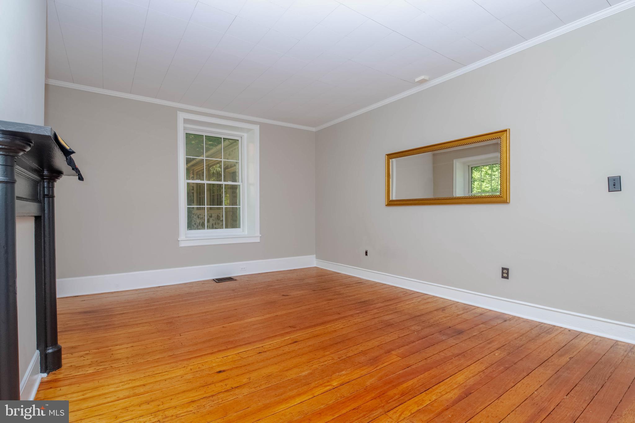 4901 Wetheredsville Road Baltimore, MD 21207 - Photo 17 of 54 Stunning living room for relaxing