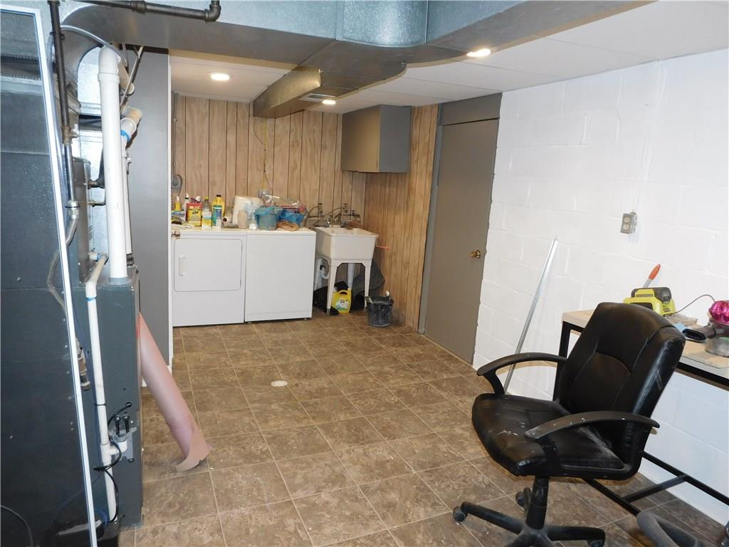 226 Bon Air Road Pittsburgh, PA 15235 - Photo 14 of 19 Gallery Image 14