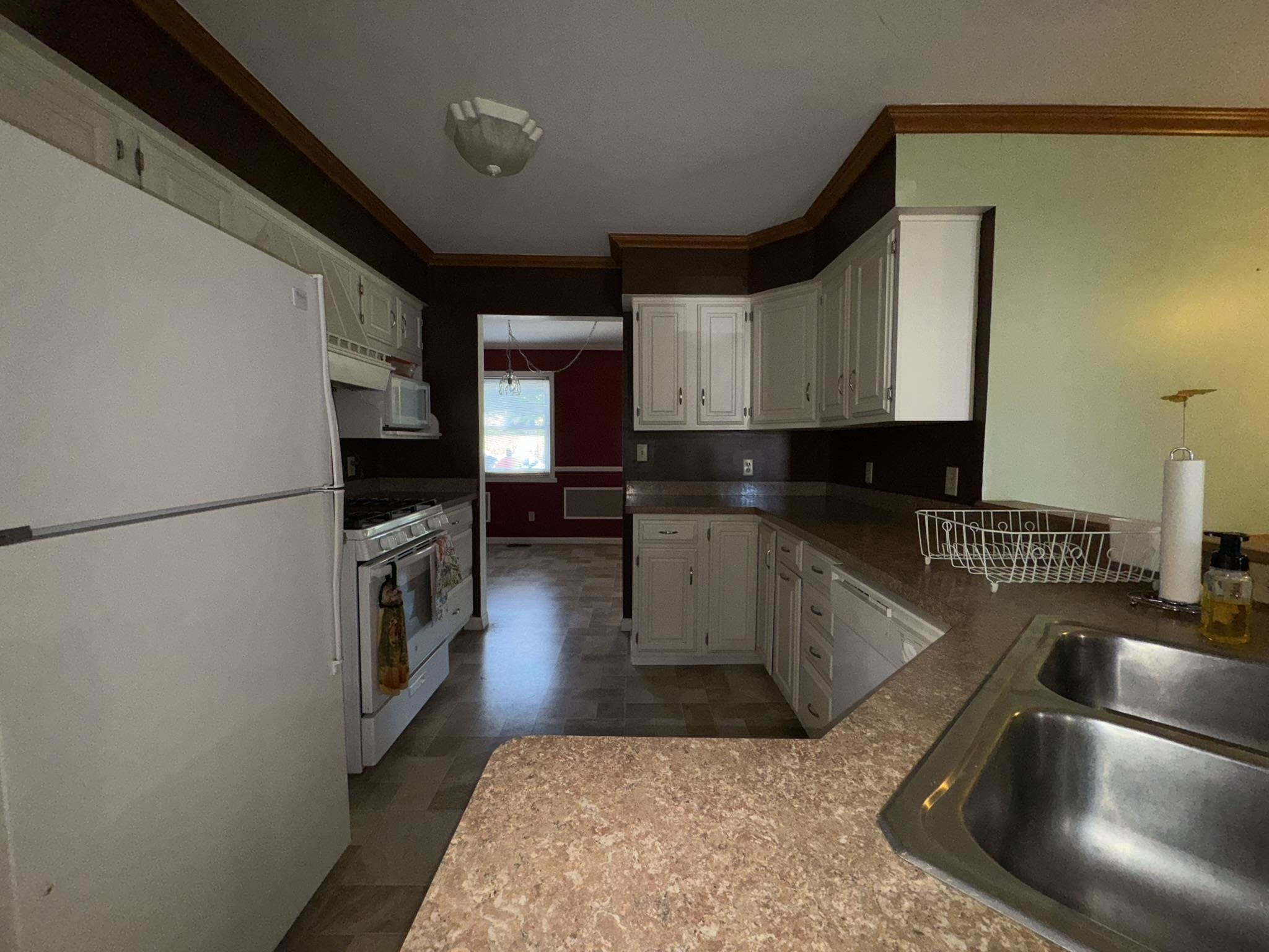 6242 West Mount Morris Road Mount Morris, MI 48458 - Photo 7 of 34 50187380-aac2f9db-a55c-485a-b8af-15370f85c9d1.JPG