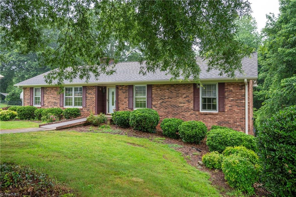 195 Barons Road Clemmons, NC 27012 - Photo 5 of 43 Gallery Image 5