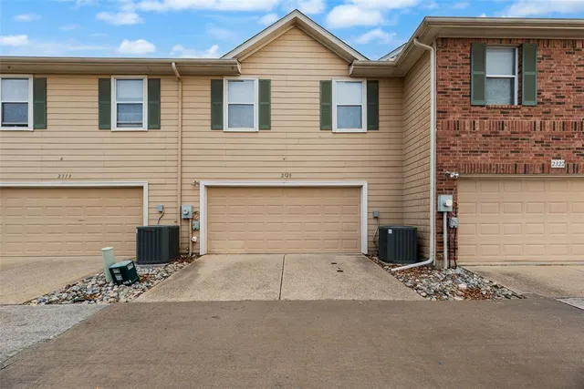 $298,900 | 2320 Durango Ridge Drive, Bedford, TX 76021