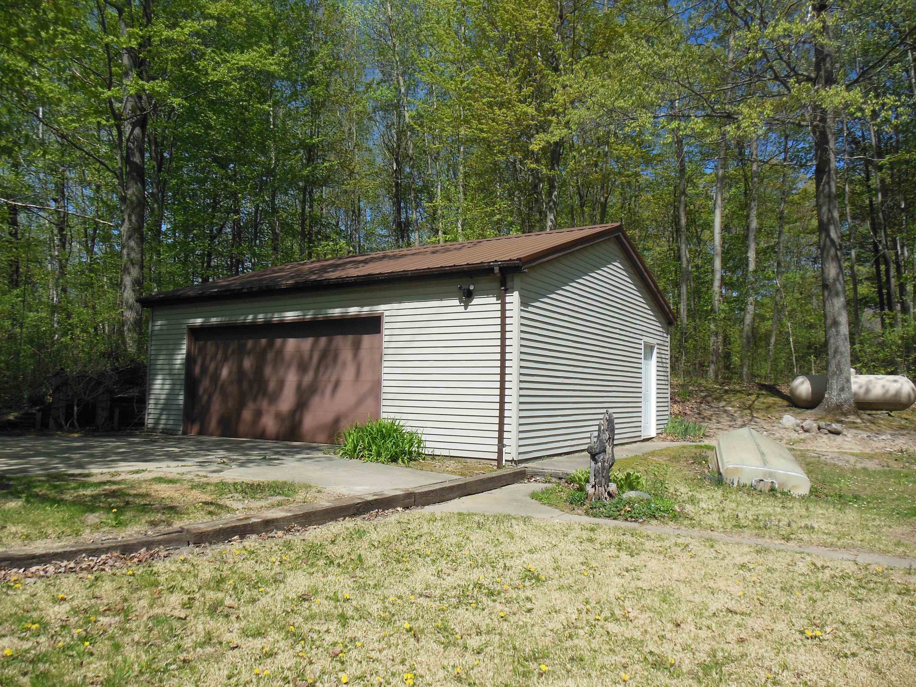 2170 Deer Lake Road Harrison, MI 48625 - Photo 6 of 27 Gallery Image 6