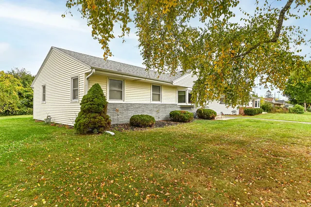 $290,000 | 6206 West Fairlane Avenue, Brown Deer, WI 53223