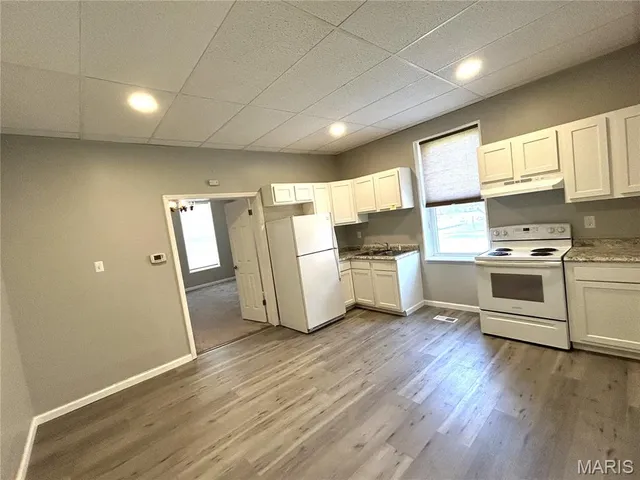 $269,999 | 208 South Charles Street, Belleville, IL 62220