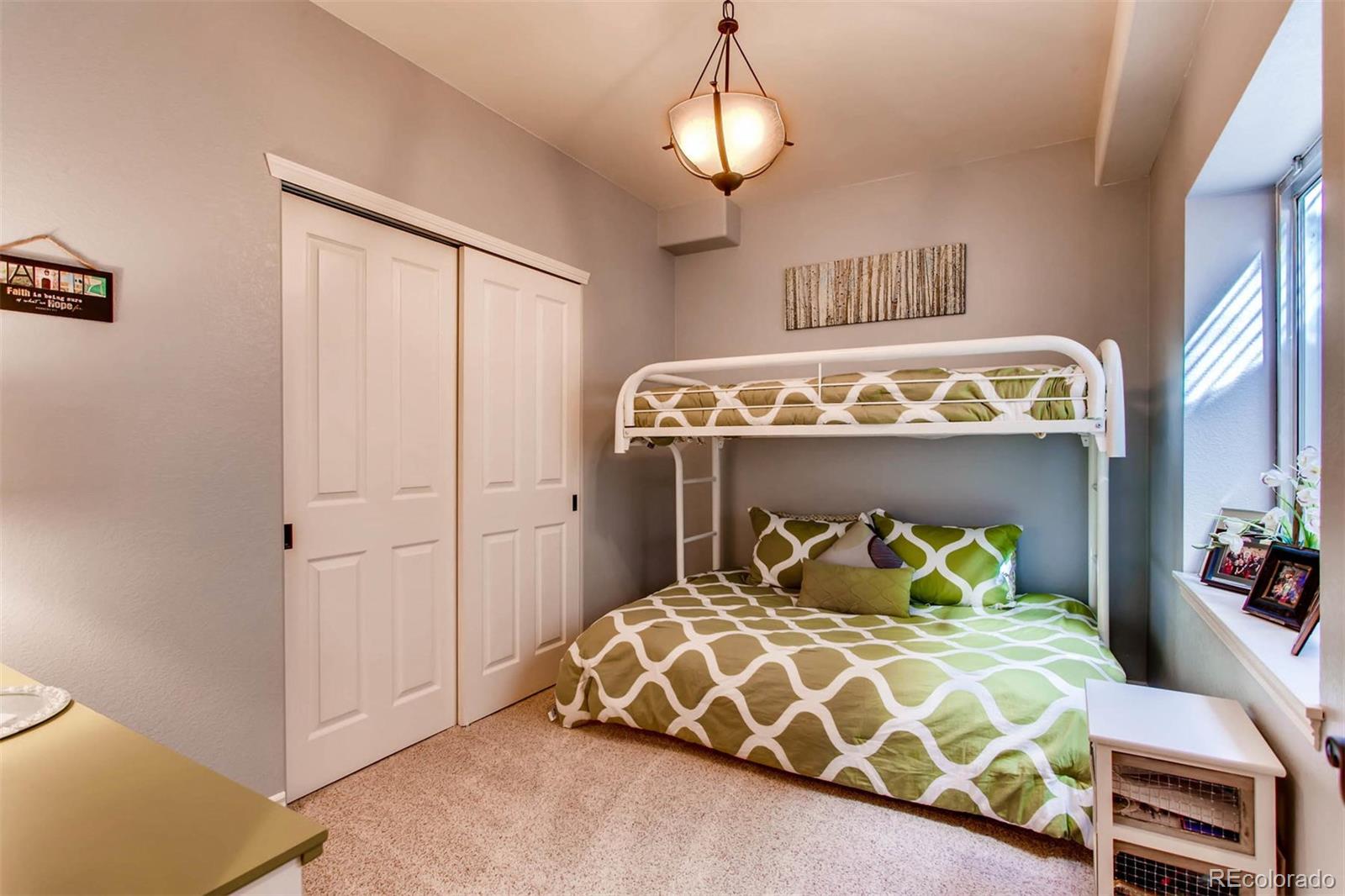 4882 Bluegate Lane Highlands Ranch, CO 80130 - Photo 22 of 27 Gallery Image 22