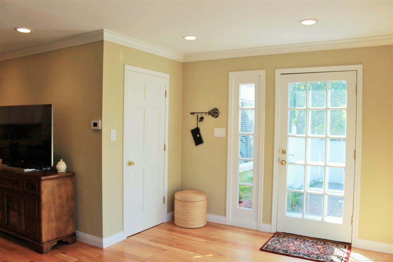 1205 Whittier Road Grosse Pointe, MI 48230 - Photo 37 of 73 31328037-36.JPG