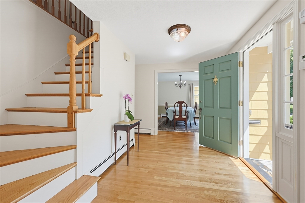 19 Belmont Road Wakefield, MA 01880 - Photo 7 of 42
