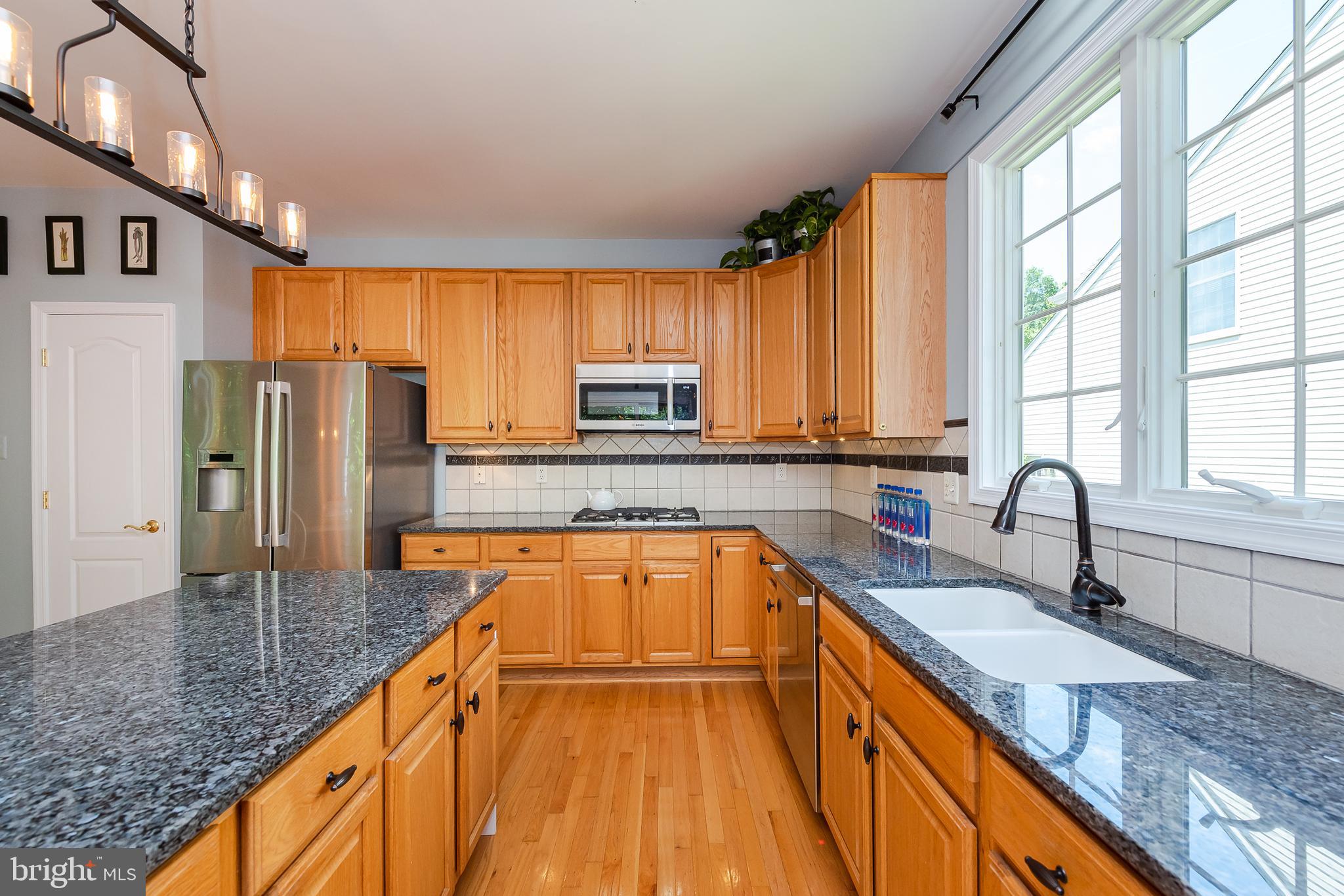 2735 Dunleer Road Ellicott City, MD 21042 - Photo 15 of 45 Kitchen