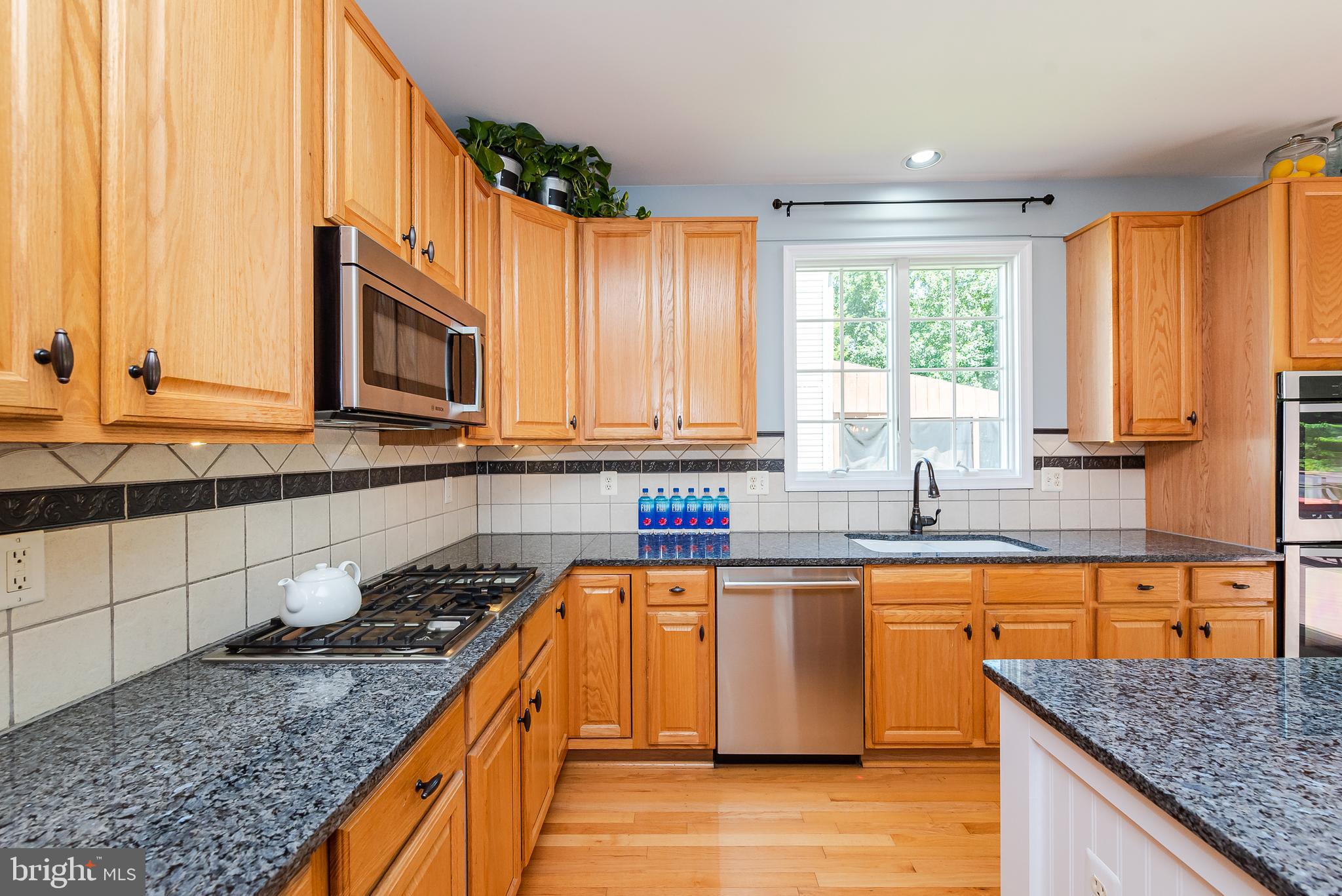 2735 Dunleer Road Ellicott City, MD 21042 - Photo 16 of 45 Kitchen