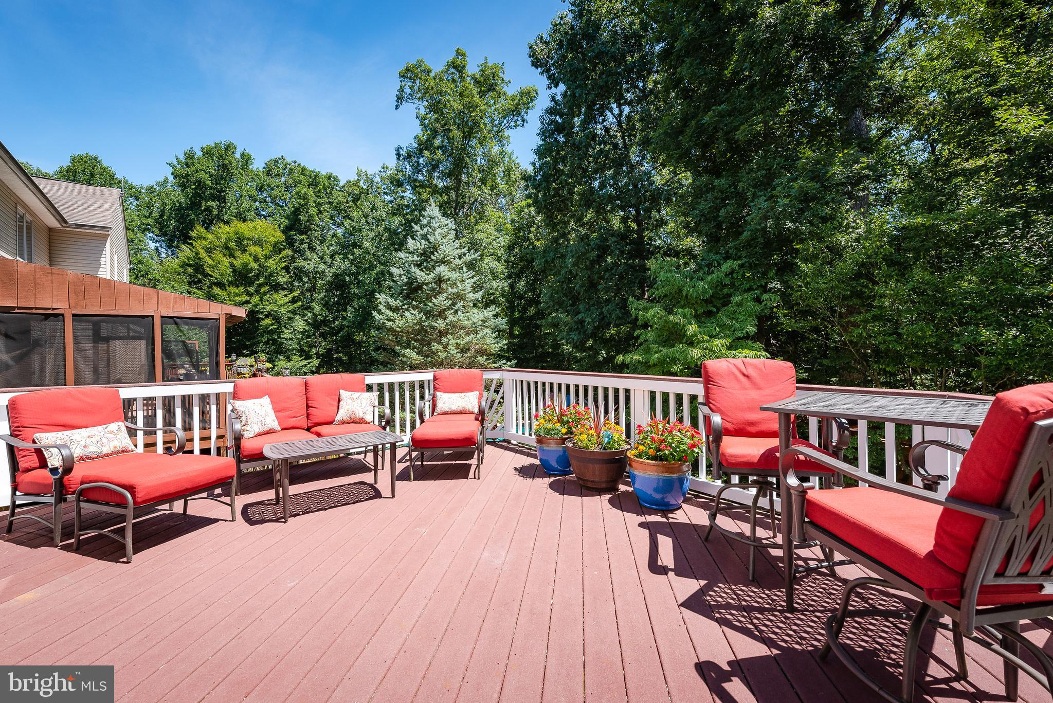 2735 Dunleer Road Ellicott City, MD 21042 - Photo 19 of 45 Deck