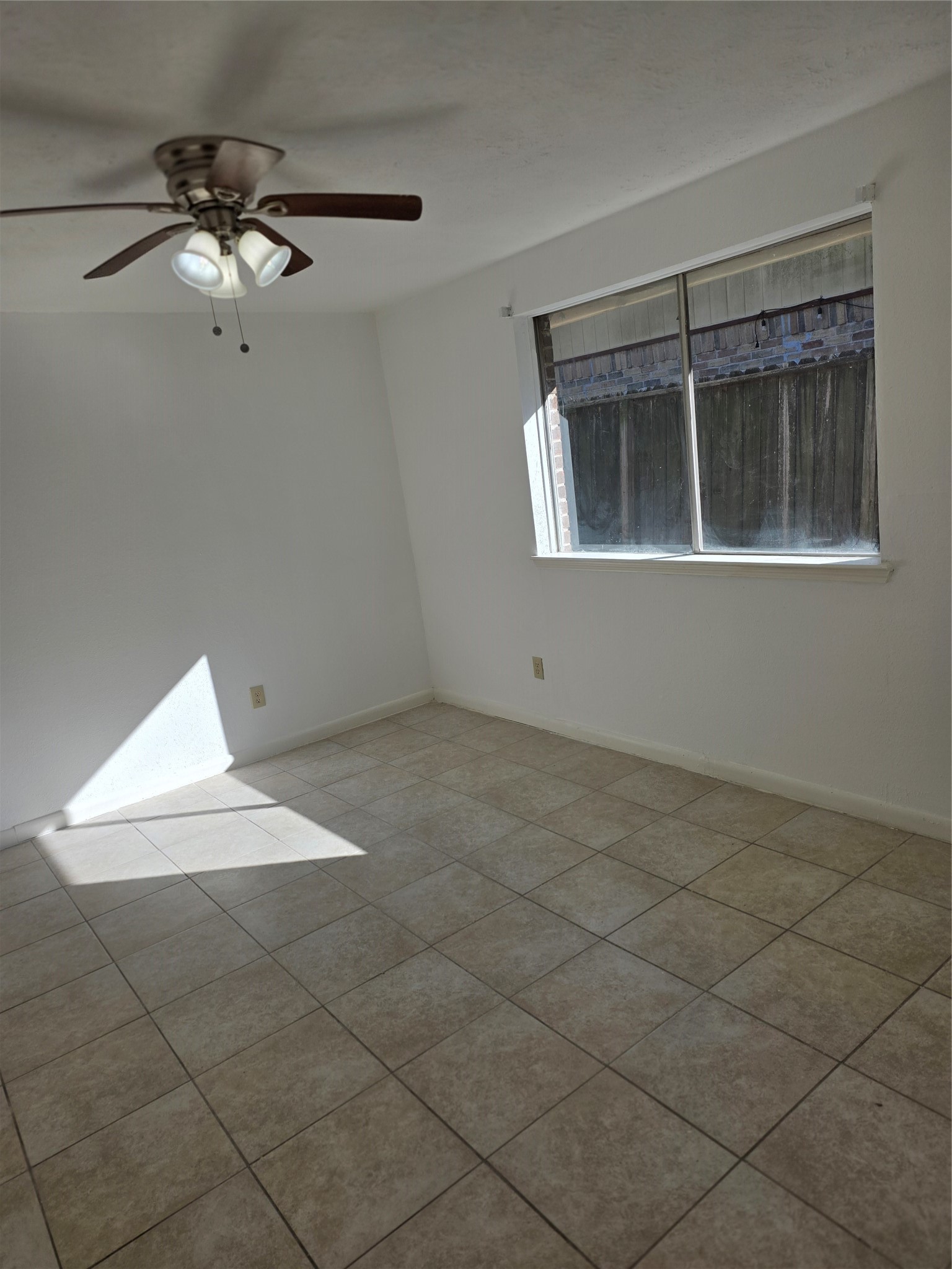 15906 Willbriar Lane Houston, TX 77489 - Photo 7 of 11 Master Bedroom