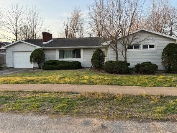 $171,400 | 307 West Crawford Avenue, Effingham, IL 62401