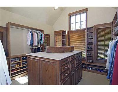 301 Eagle River Road Edwards, CO 81632 - Photo 16 of 20 a kitchen that has a cabinets and a stove
