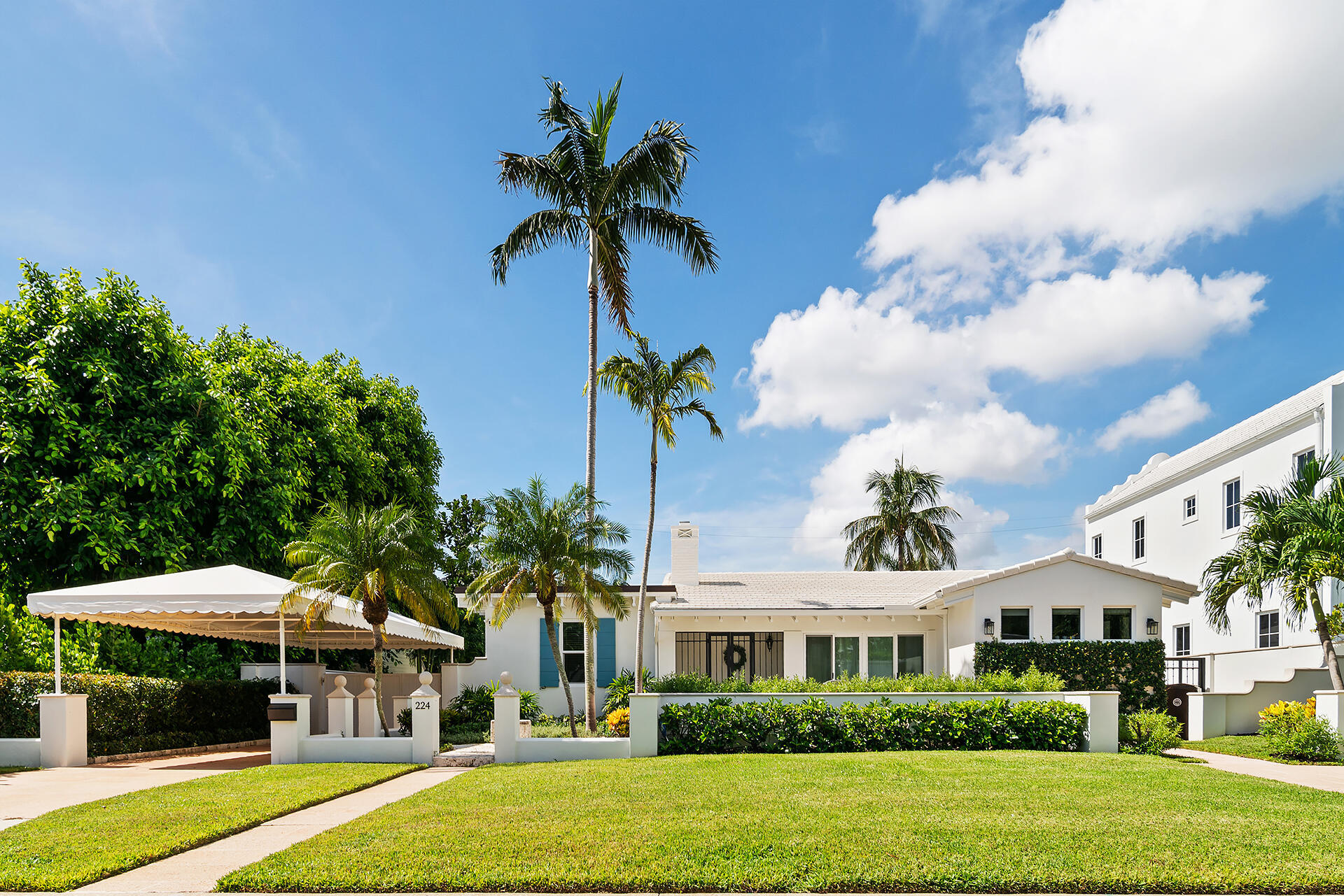 224 Churchill Road West Palm Beach, FL 33405 - Photo 2 of 32 224-CHURCHILL-RD-33405-003