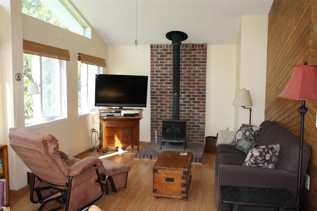 7 Laverne Drive Rutland, VT 05701 - Photo 3 of 21