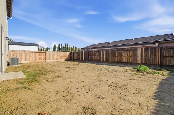 $574,999 | 1860 Trinity Court, Los Banos, CA 93635