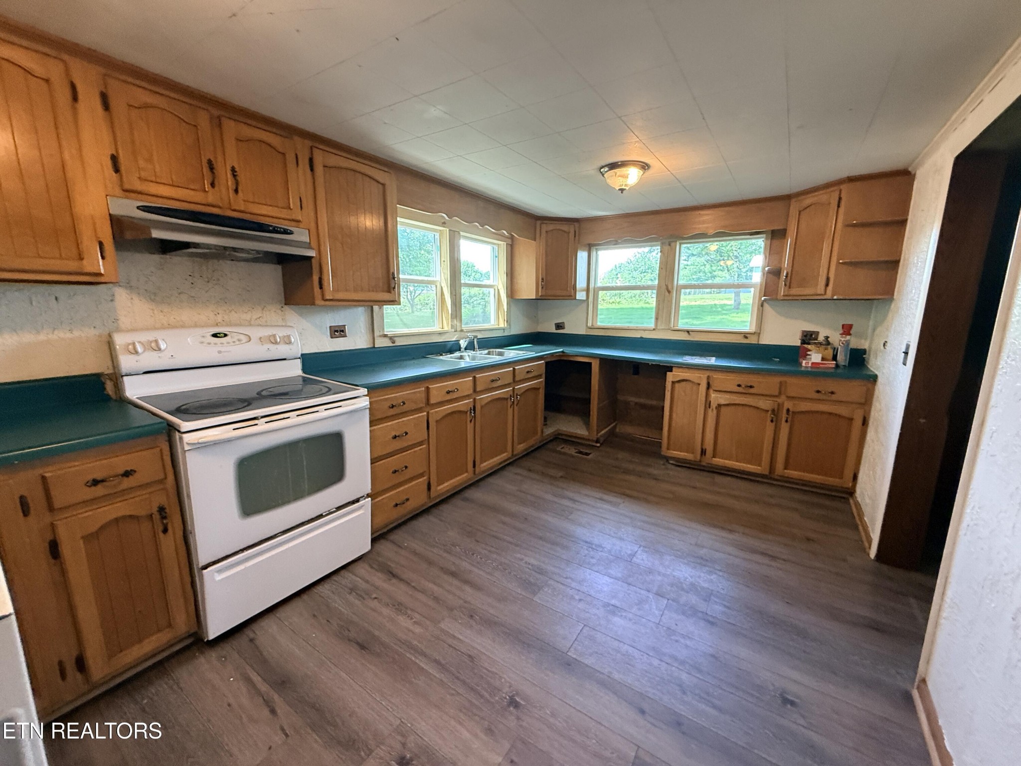 1089 Bicknell Road Clarkrange, TN 38553 - Photo 15 of 39