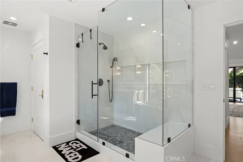 $5,300,000 | 20630 Kingsboro Way, Woodland Hills, CA 91364
