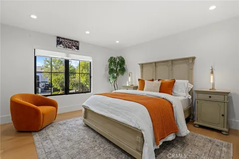 $5,300,000 | 20630 Kingsboro Way, Woodland Hills, CA 91364