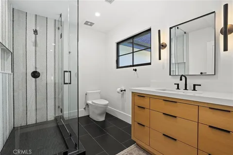 $5,300,000 | 20630 Kingsboro Way, Woodland Hills, CA 91364