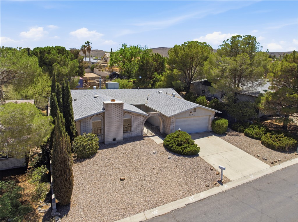 590 Ridgecrest Drive Kingman, AZ 86409 - Photo 6 of 33 an aerial view of a house