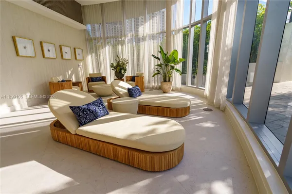 $3,250,000 | 700 Northeast 24th Street, Unit 5401, Miami, FL 33137