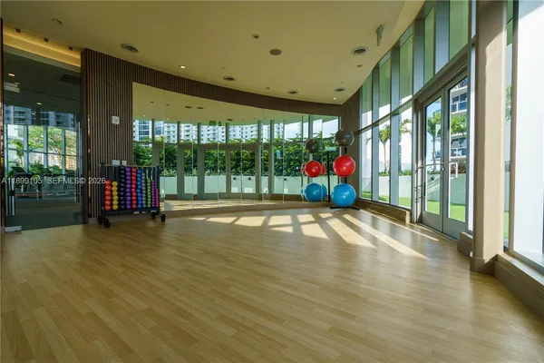 $3,250,000 | 700 Northeast 24th Street, Unit 5401, Miami, FL 33137