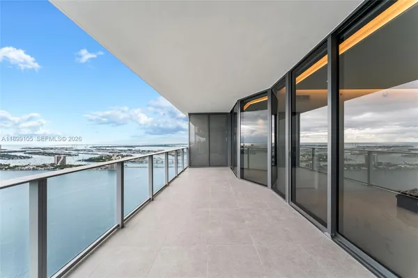 $3,250,000 | 700 Northeast 24th Street, Unit 5401, Miami, FL 33137