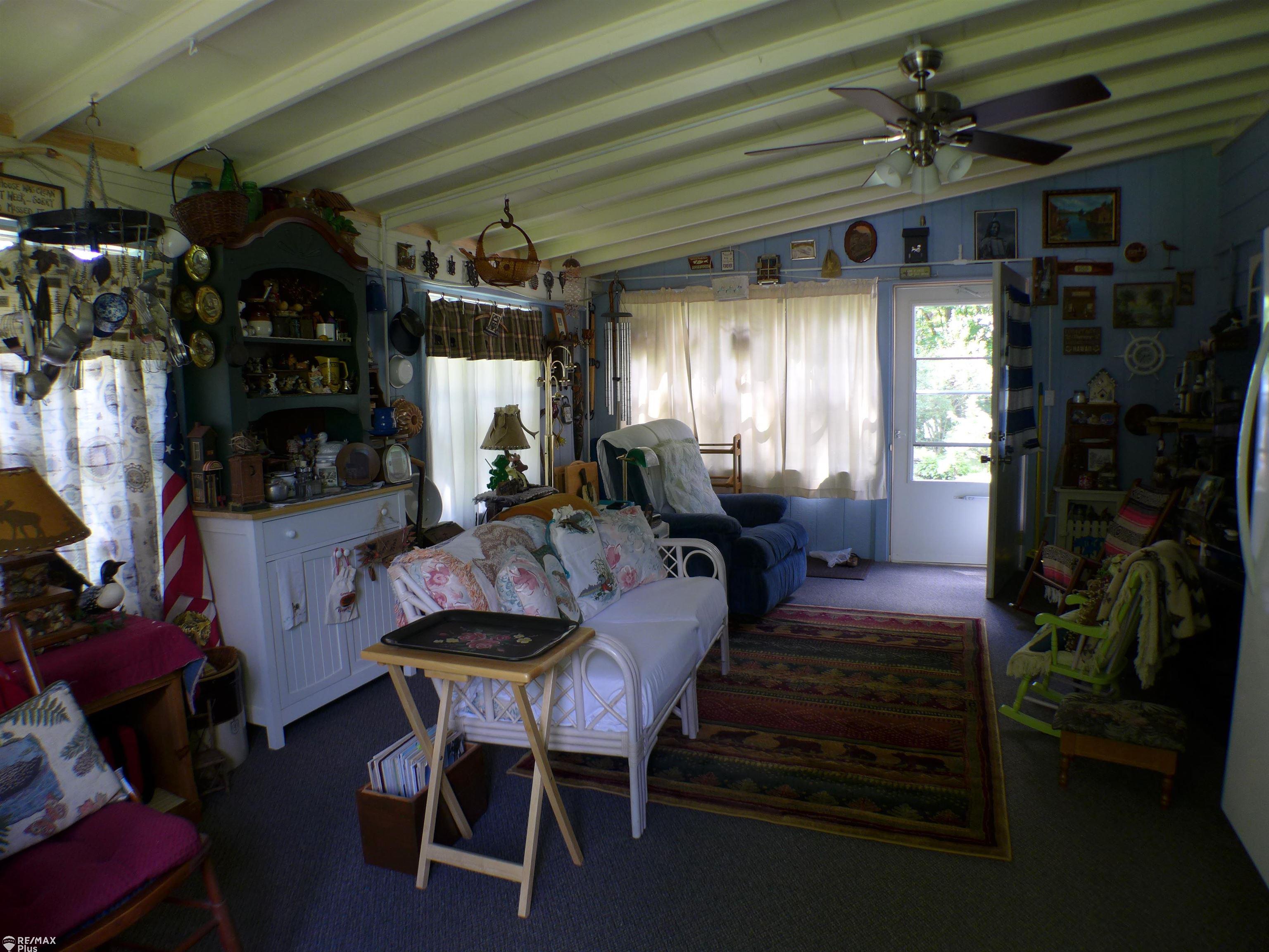 4696 Hanes Road Vassar, MI 48768 - Photo 17 of 32 50085829-16.JPG