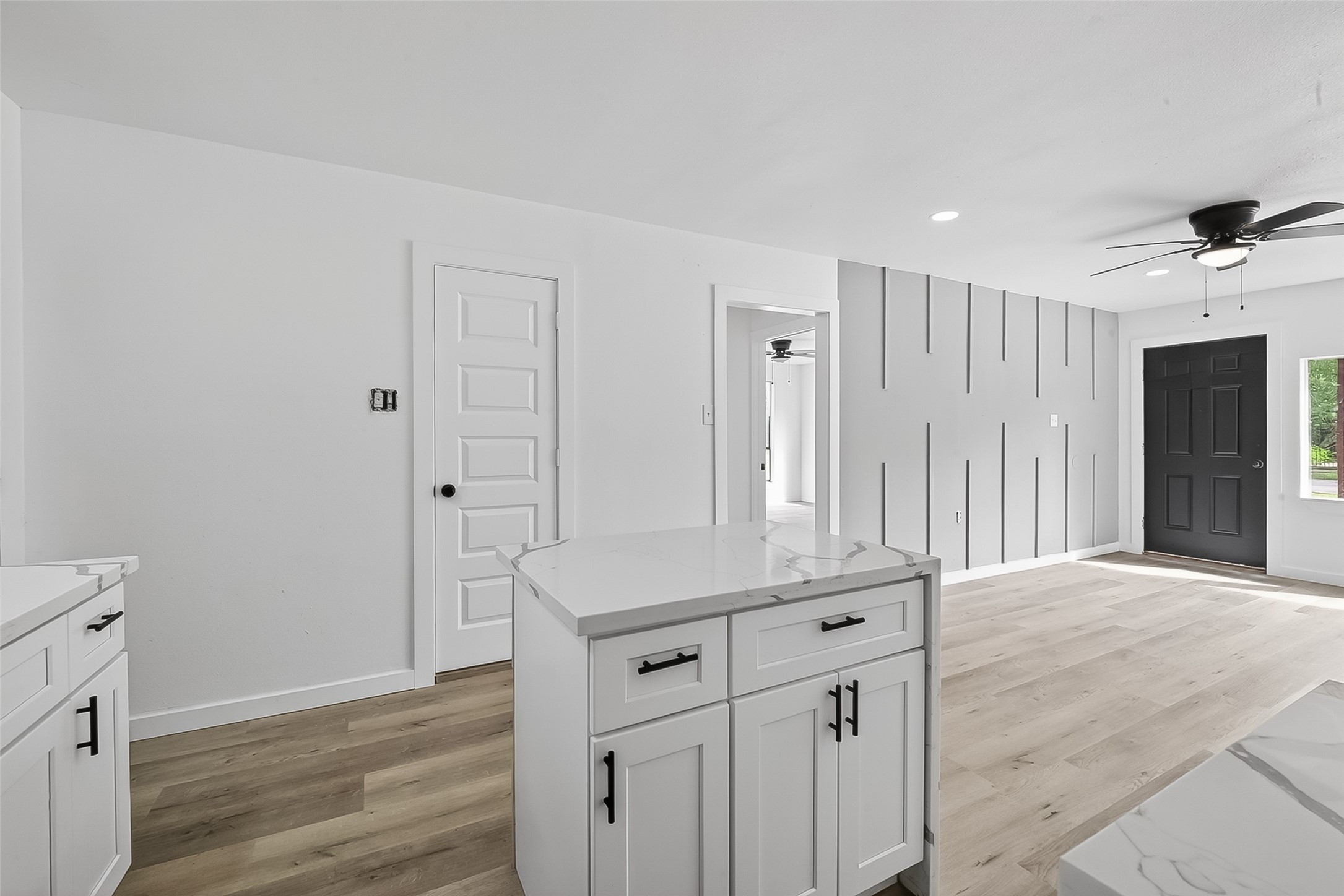 4933 Doolittle Boulevard Houston, TX 77033 - Photo 11 of 28