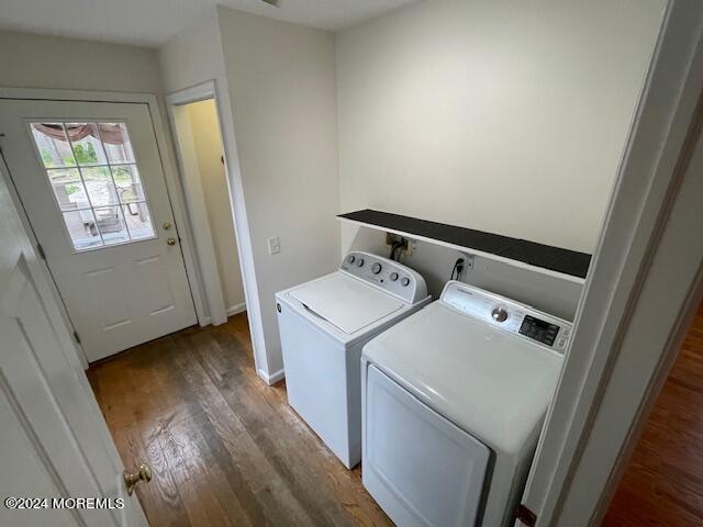220 Folsom Drive Brick, NJ 08724 - Photo 18 of 51 a utility room with dryer and washer