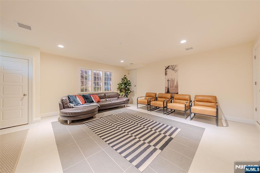 186 Hickory Lane Closter, NJ 07624 - Photo 48 of 49