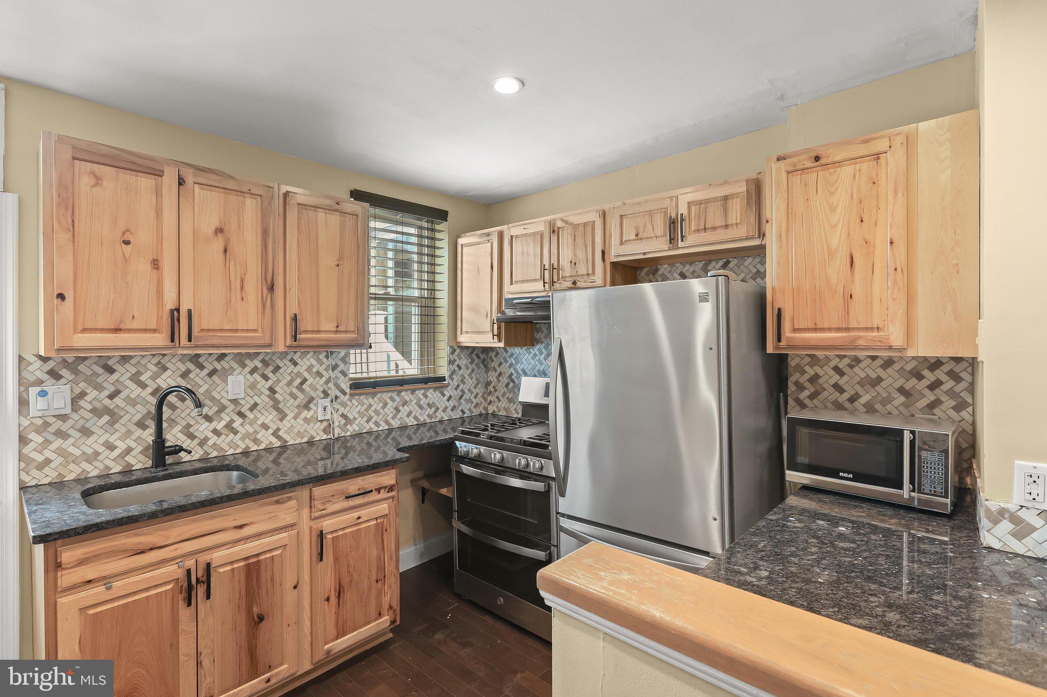 1206 Riverside Avenue Baltimore, MD 21230 - Photo 13 of 49 1206 Riverside 020